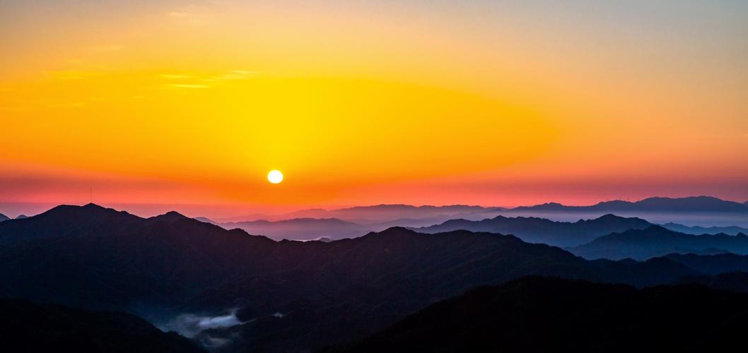 太阳出来暖洋洋