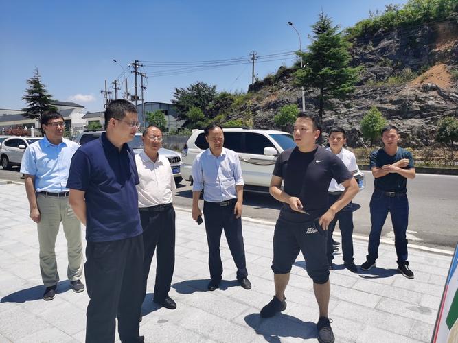 张建军到七星关区大方县开展入企走访活动