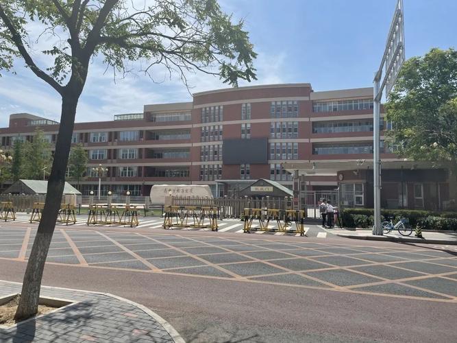 人大附中亦庄新城学校发布2021年一年级招生公告