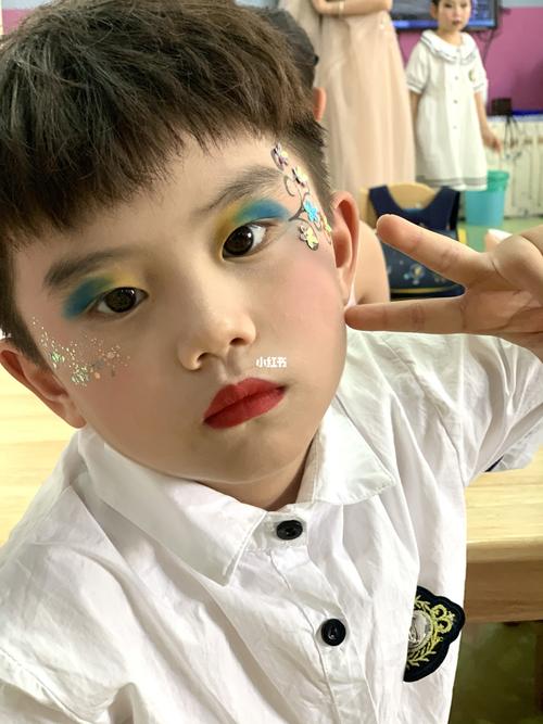 "六一"儿童节男孩舞台妆_儿童节去哪玩_幼儿园_亮片_沭阳县自由行热门