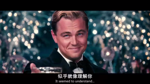了不起的盖茨比小李子举酒杯的剧照高清