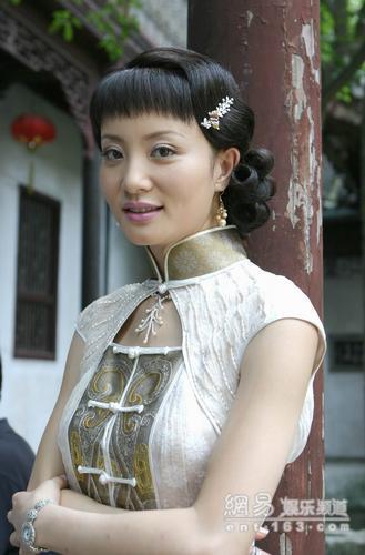  p>《茉莉花》是由贾立强编剧,沈涛导演的民歌传奇类电视连续剧.