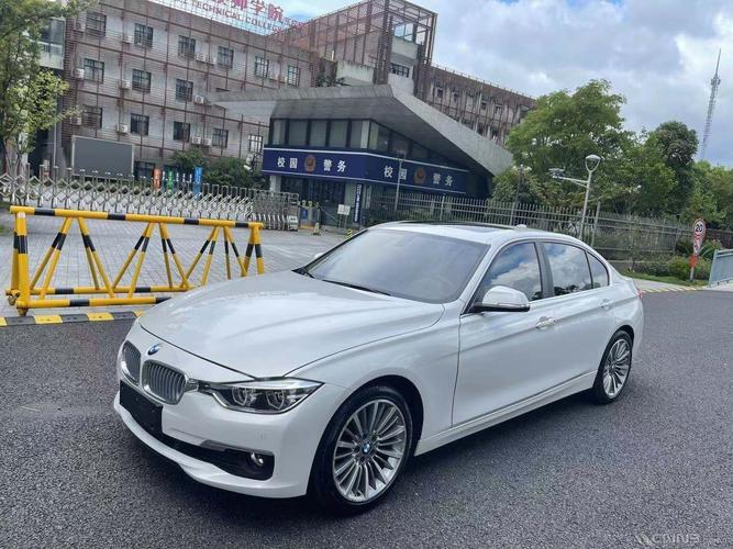 宝马320li豪华型