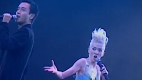 神级绝唱!梅艳芳张国荣同台惊艳演唱《芳华绝代》,永远的经典