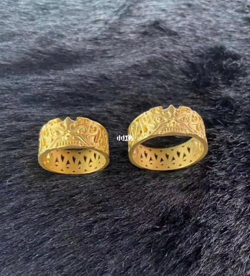 周大福 福瑞连绵指环 正面是瑞兽饕餮 代表祥瑞吉祥 寓意平安富贵 有