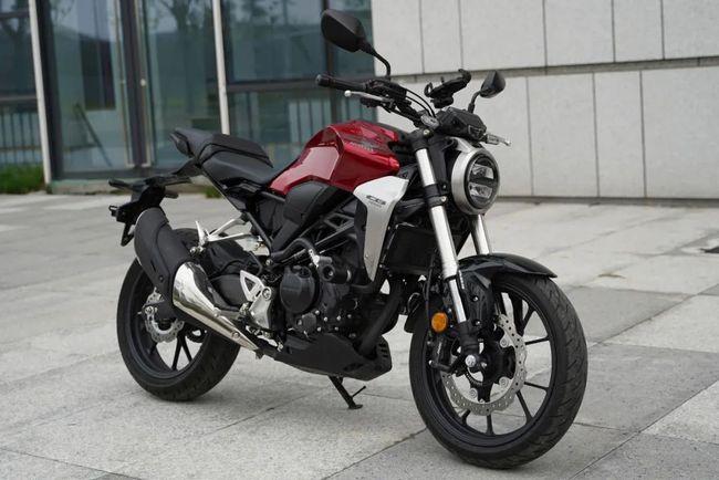 贵是原罪,本田cb300r | 呆子测评|合资车|街车|油耗