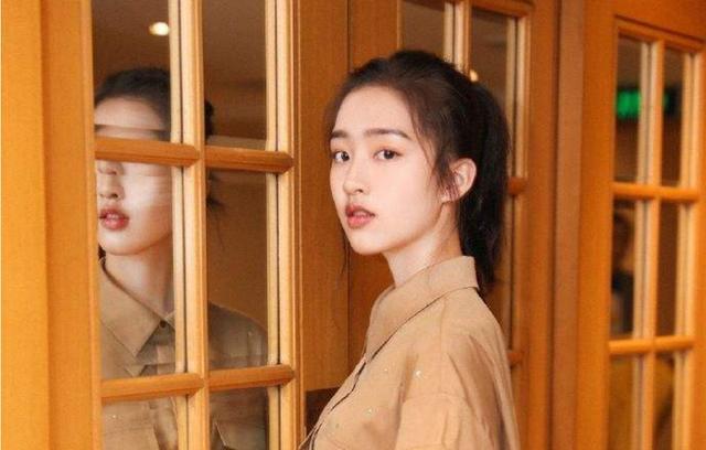 张子枫,文淇,邓恩熙,90后小花拼流量,00后花旦拼演技!