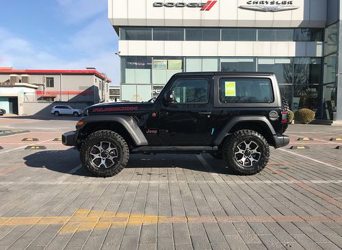 2021款牧马人两门版罗宾汉黑色到店,北京jeep4s店实拍