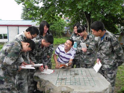 【贵人善行】杨昌洪:29岁校长苦撑8年 办起"差生"学校