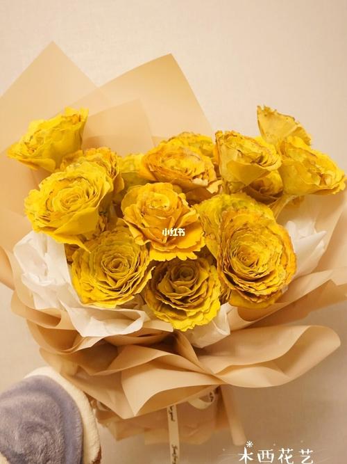 银杏叶玫瑰花束终于做好啦★_银杏_玫瑰花束_银杏叶玫瑰_家居家装
