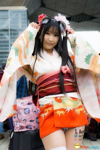 c87同人展福利cos毫无下限 莲妹挑战大耻度引高潮