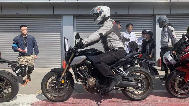 进口600级混战凯旋660涨价迎战
