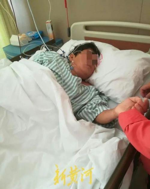 61岁老人住院5天猝死,病历遭9次修改!医院回应