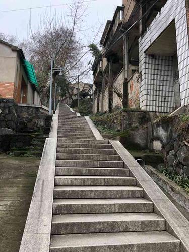 鹿山公园-"依山而建一个7315免费公园7415