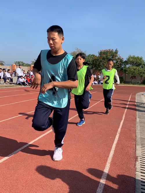 官塘初级中学田径运动会———生命因运动而精彩!青春