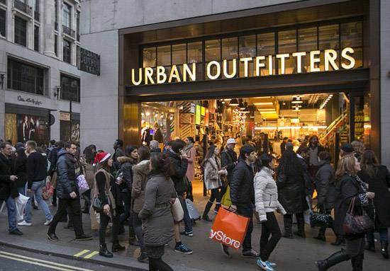 服装零售商仍在过冬 urban outfitters圣诞销售放缓