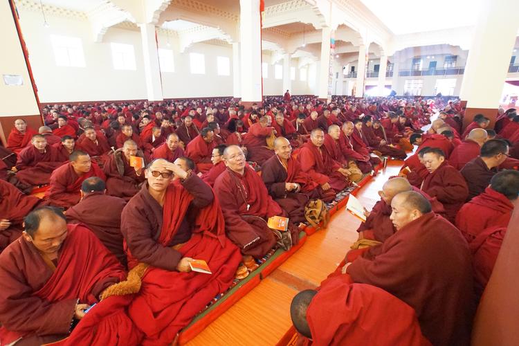 青海玉树结古寺第十八届世界和平萨迦祈愿大法会
