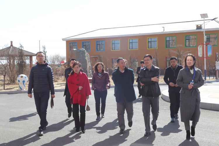 凝心聚力 乘势而上——阿吉镇中心小学迎接省督导组检查指导工作
