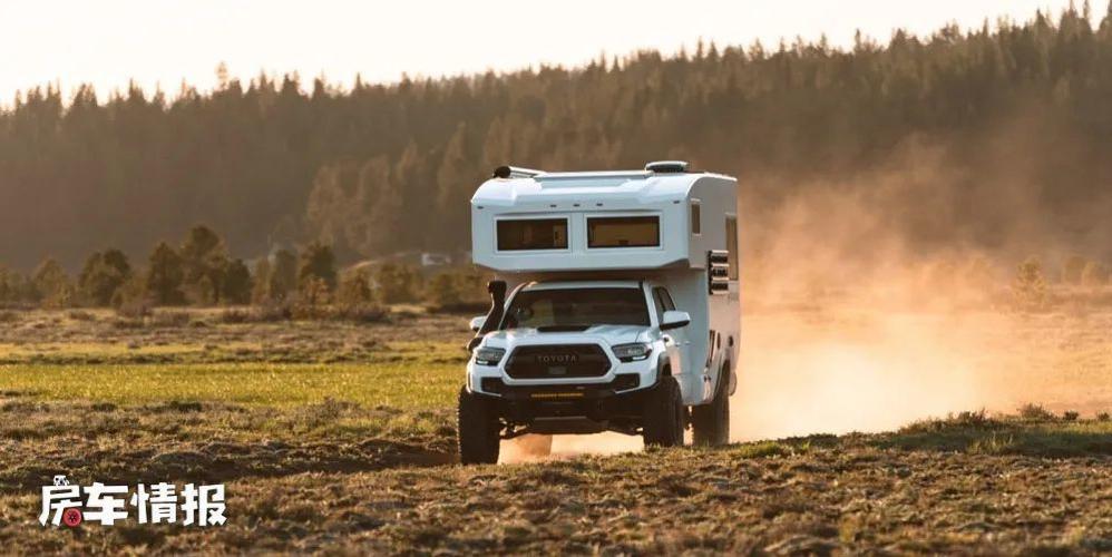 丰田皮卡四驱房车来了!碳纤维外壳3.5l动力越野强,车尾带大客厅