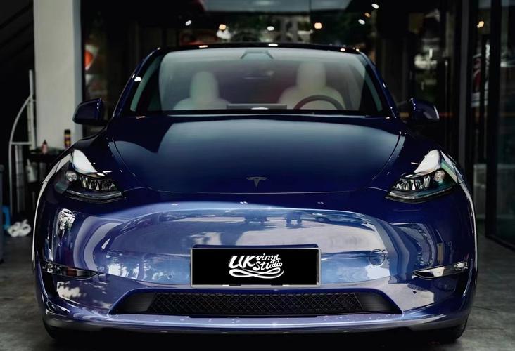 suv也能3.7秒破百,特斯拉model y高性能版值得买吗?