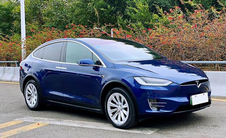 特斯拉modelx2016款modelx75d