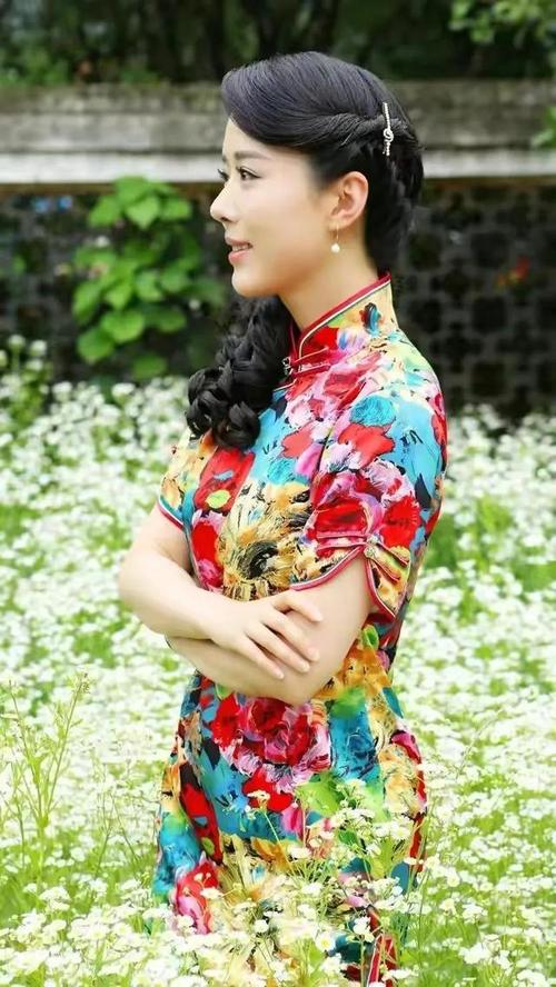 湖南美女颜丹晨