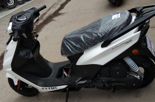 飞鹰摩托车踏板摩托车飞鹰四代目飞鹰喜劲雅马哈