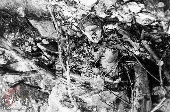 自卫反击战战场上的越南士兵尸体,真把越南人打惨了
