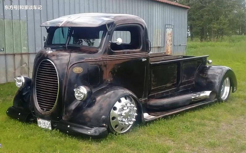 不一样的改装车,图2车轮足足0.5米宽,图4面包车改成推土机