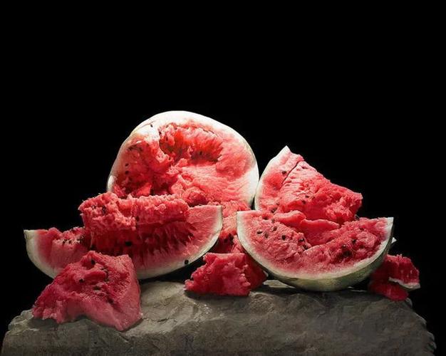 中国美术家网 艺术新闻 新闻库 国外 写实 油画 国外 综合新闻