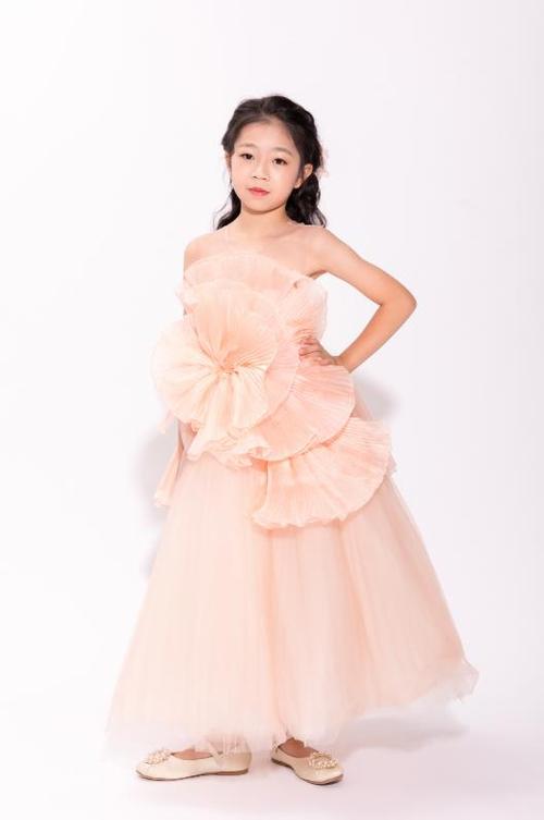 歌手"822018年 晋级中国小金钟亚洲星汇深港澳赛区音乐舞蹈大赛深圳