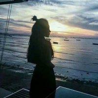 微信头像背影女霸气 漂亮优雅好看的微信头像