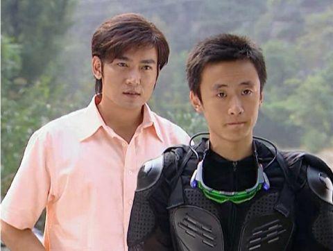 他是《魔幻手机》里的陆小千,焦恩俊给他当配角,却一直不火