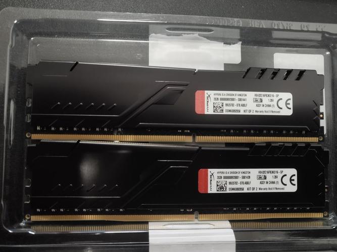 已出金士顿ddr4320016gb8g2套装骇客神条fury雷电系列400元包顺丰坐标