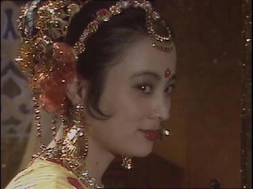 86版《西游记》的嫦娥由邱佩宁饰演,她扮演的嫦娥无论是扮相还是气质