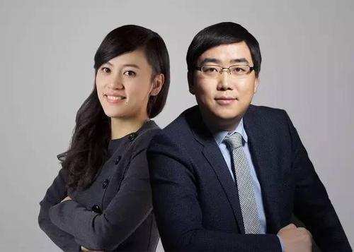 滴滴出行创始人程维和总裁柳青(左)