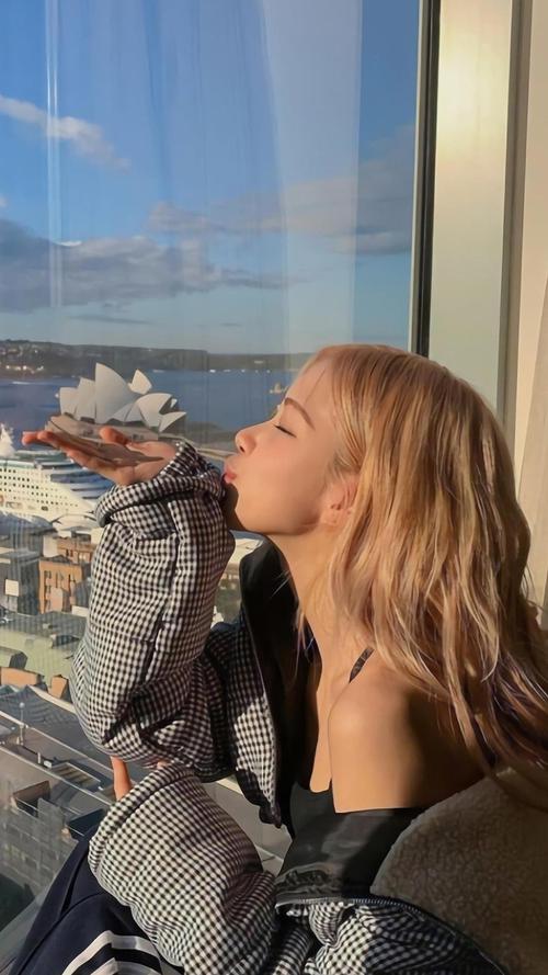 朴彩英时尚写真手机壁纸