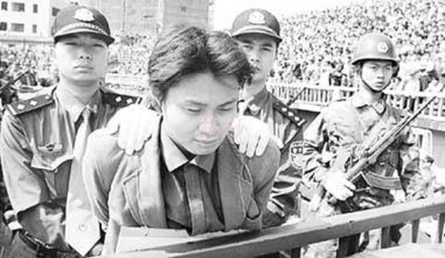 专门奸杀学生的南充刘天斌团伙:1年内残害14人,将前女