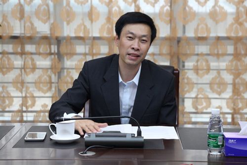 中山古镇党委书记刘建辉:古镇灯饰已占全国灯饰行业70%份额