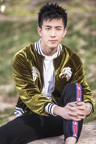 李川_演员_作品_个人资料_简历_生日_经历_留言 - 酷