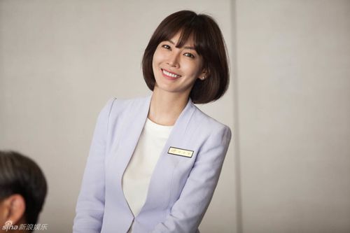 《陷入纯情》34岁金素妍逆生长 嘟嘴卖萌样样行