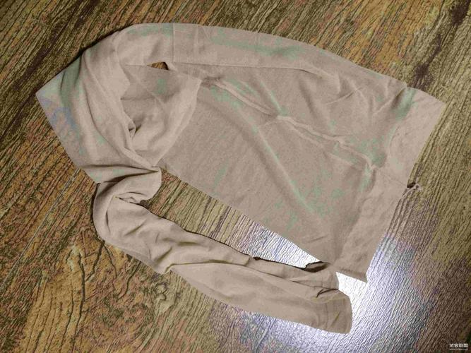 柔软舒适显瘦不紧绷的连体裤袜