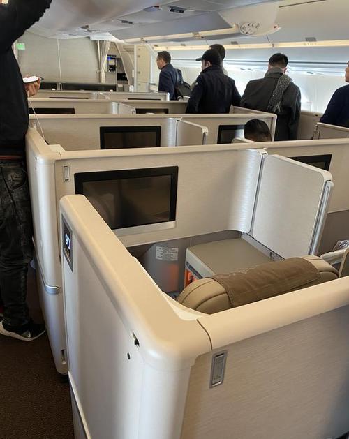 今年是民航业爆发的一年,国航,南航,东航,海航喜提