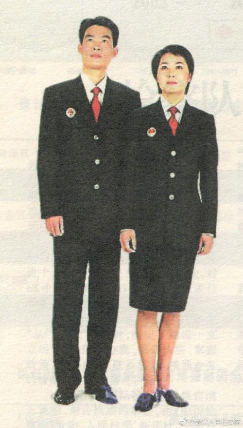 【检察制服的变化】