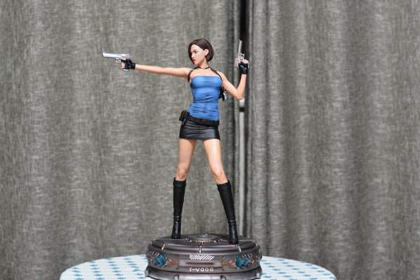 《生化危机3》吉尔精美雕像开箱 抹胸 短裙相当性感