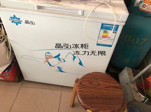 格力晶弘115升冰柜,自己家用,8成新,尺寸是73.50.