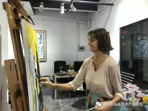 schoen女士,韩国的李洪女士和中国的林剑平先生三位艺术家的美术作品