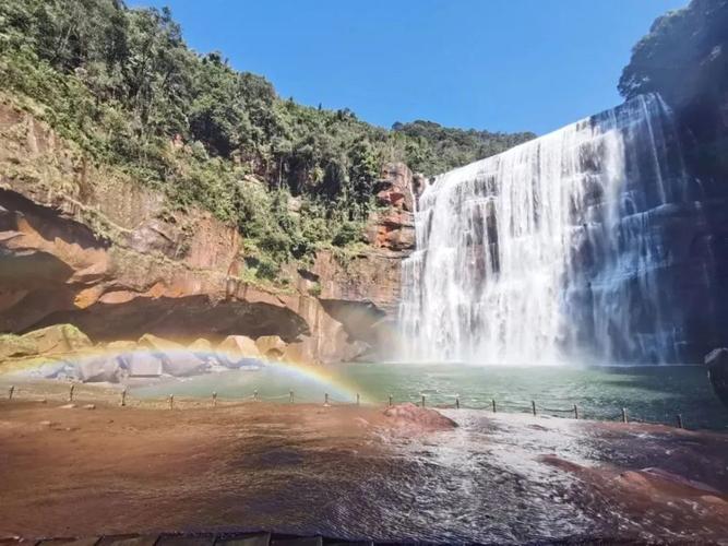 国庆去哪玩?来赤水大瀑布与彩虹合影吧!还有精彩非遗表演等你欣赏