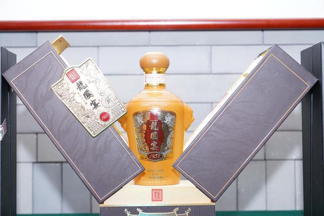 贵州龙国宴酒业等六家品牌企业亮相品牌文化节直播"秀