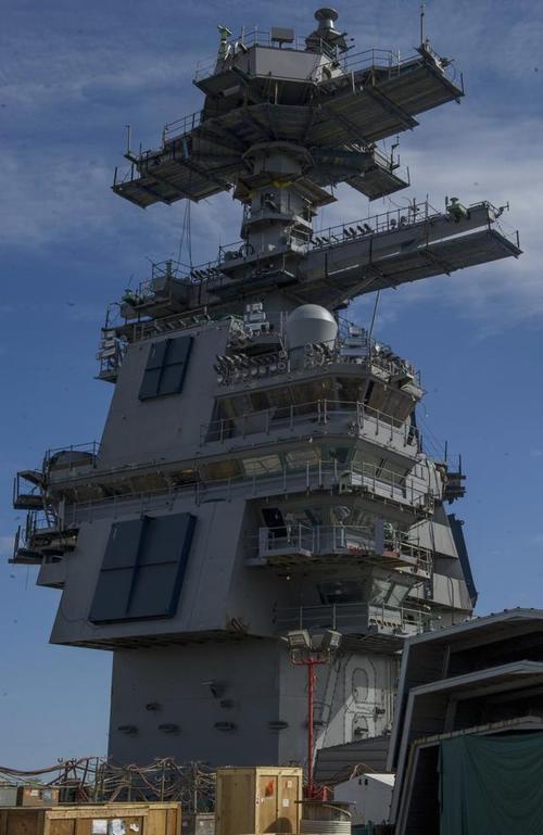 图鉴:第三代核动力航空母舰 福特号舰岛特写|驱逐舰